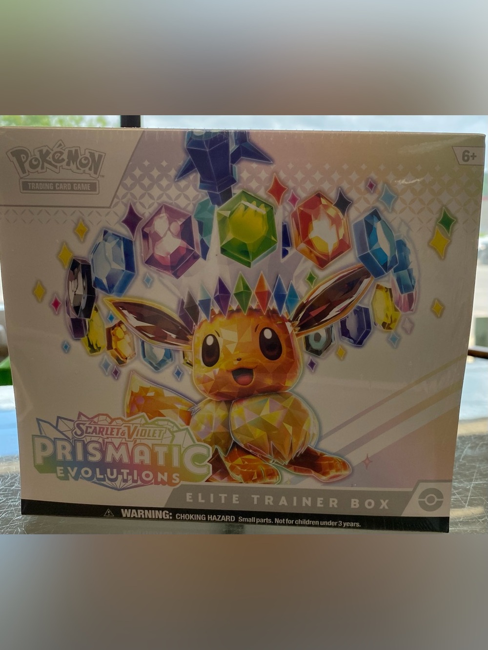 Pokémon Elite Trainer Box Scarlett and Violet prismatic Evolutions